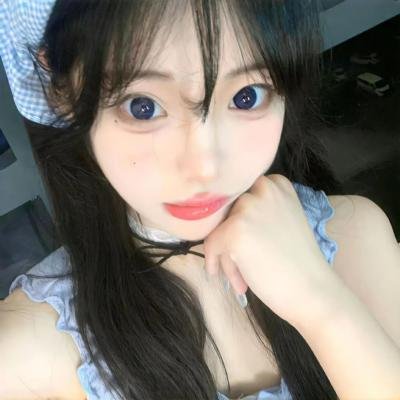 三小一家人